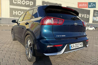 Внедорожник / Кроссовер Kia Niro 2017 в 