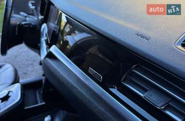 Позашляховик / Кросовер Kia Niro 2021 в 