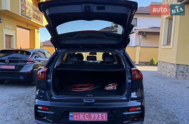 Позашляховик / Кросовер Kia Niro 2021 в 
