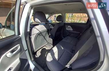 Внедорожник / Кроссовер Kia Niro 2017 в 