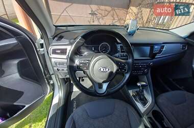 Внедорожник / Кроссовер Kia Niro 2017 в 