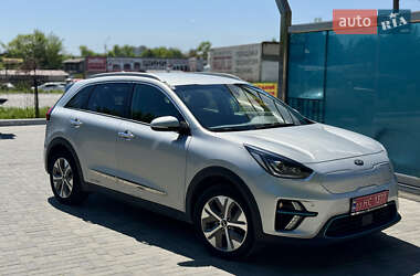 Позашляховик / Кросовер Kia Niro 2021 в 