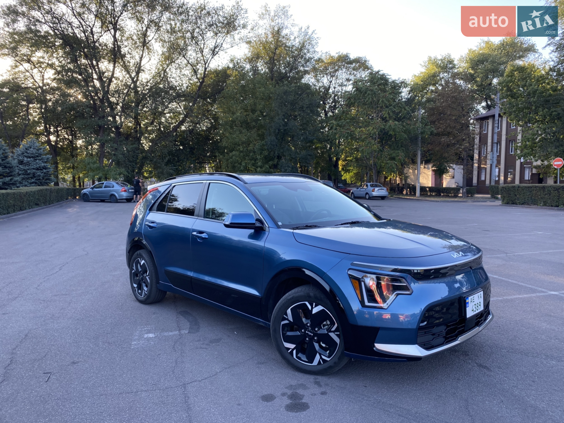 2023 Kia Niro - фото 1