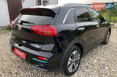 Внедорожник / Кроссовер Kia Niro 2021 в 