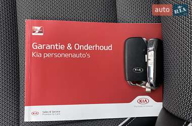Внедорожник / Кроссовер Kia Niro 2021 в 