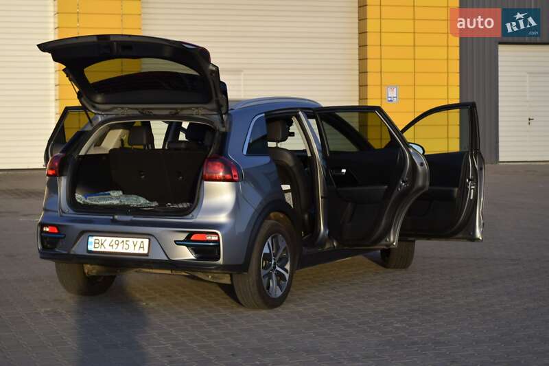 Внедорожник / Кроссовер Kia Niro 2022 в Ровно