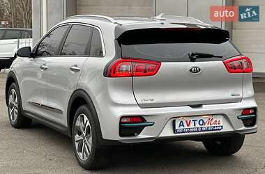 Позашляховик / Кросовер Kia Niro 2019 в 