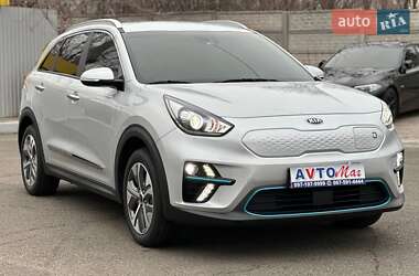 Позашляховик / Кросовер Kia Niro 2019 в 