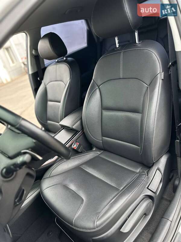 Позашляховик / Кросовер Kia Niro 2019 в Кривому Розі