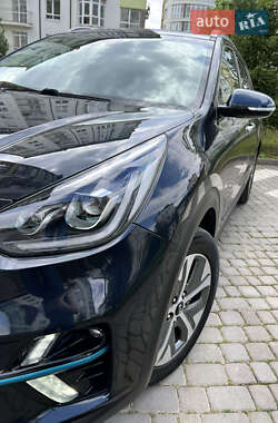 Позашляховик / Кросовер Kia Niro 2019 в 