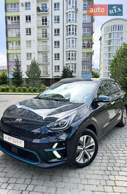 Позашляховик / Кросовер Kia Niro 2019 в 
