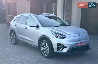 Позашляховик / Кросовер Kia Niro 2020 в Чернівцях
