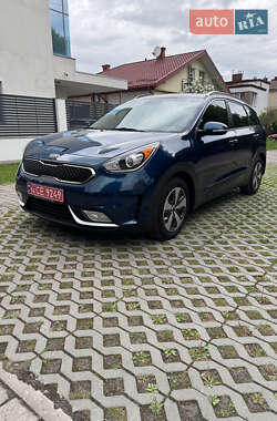 Внедорожник / Кроссовер Kia Niro 2016 в 