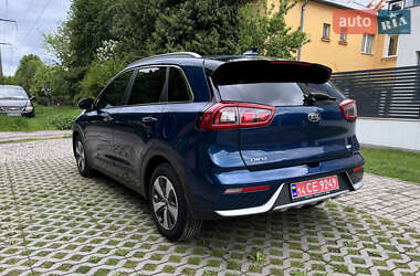Внедорожник / Кроссовер Kia Niro 2016 в 