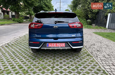 Внедорожник / Кроссовер Kia Niro 2016 в 