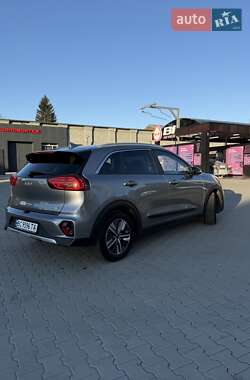 Внедорожник / Кроссовер Kia Niro 2022 в 