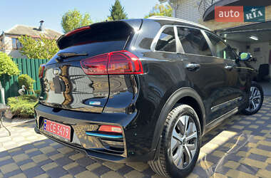 Позашляховик / Кросовер Kia Niro 2022 в 