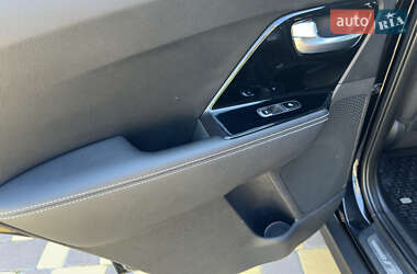 Позашляховик / Кросовер Kia Niro 2022 в 