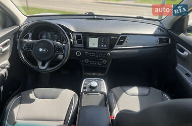 Позашляховик / Кросовер Kia Niro 2019 в 