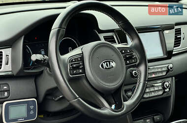 Внедорожник / Кроссовер Kia Niro 2020 в 