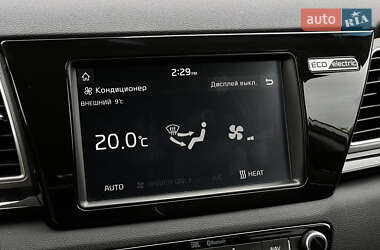 Внедорожник / Кроссовер Kia Niro 2020 в 