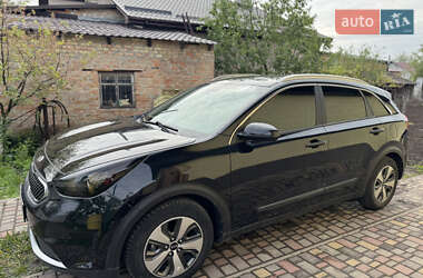 Внедорожник / Кроссовер Kia Niro 2017 в 