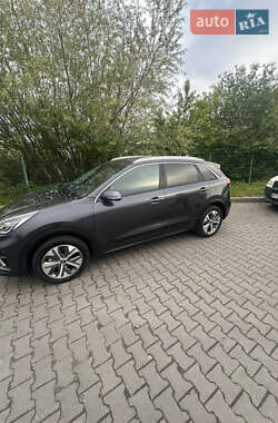Внедорожник / Кроссовер Kia Niro 2020 в 