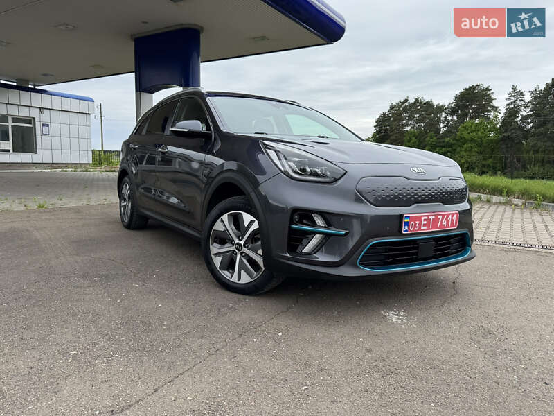 Позашляховик / Кросовер Kia Niro 2020 в 
