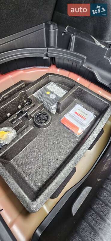 Внедорожник / Кроссовер Kia Niro 2020 в Виннице