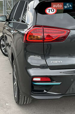 Позашляховик / Кросовер Kia Niro 2021 в 