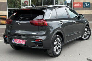 Позашляховик / Кросовер Kia Niro 2021 в 