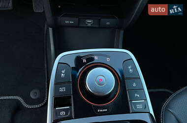 Внедорожник / Кроссовер Kia Niro 2019 в 