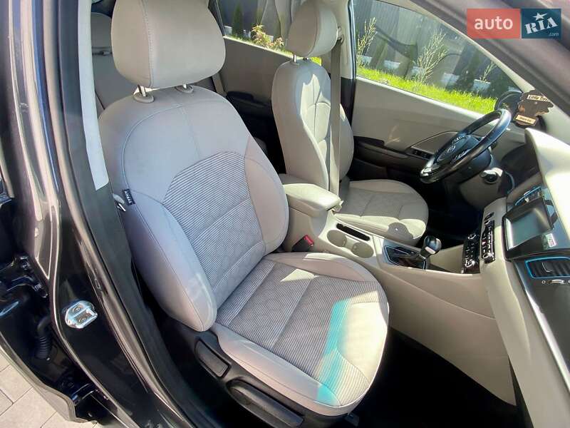 Позашляховик / Кросовер Kia Niro 2018 в Ужгороді