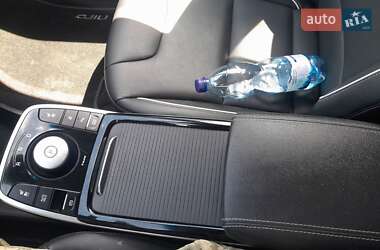 Внедорожник / Кроссовер Kia Niro 2019 в 