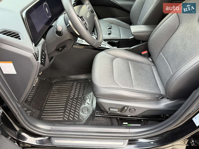Позашляховик / Кросовер Kia Niro 2023 в Вінниці