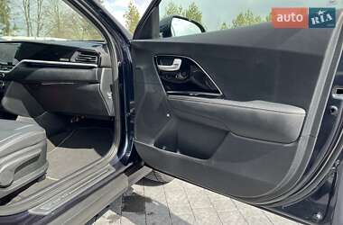 Позашляховик / Кросовер Kia Niro 2020 в 