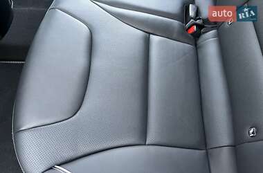 Позашляховик / Кросовер Kia Niro 2019 в 