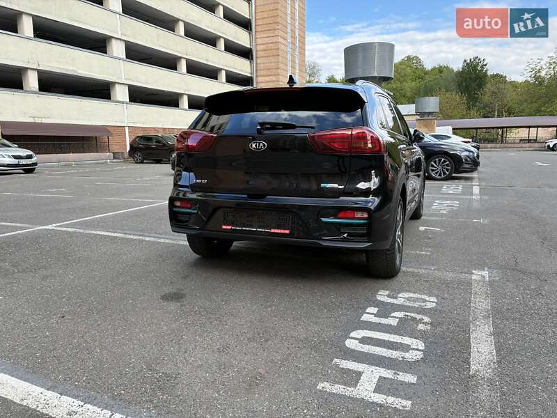 Внедорожник / Кроссовер Kia Niro 2020 в Киеве