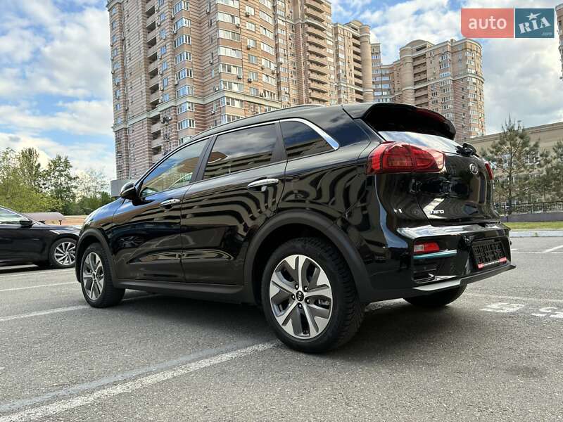 Внедорожник / Кроссовер Kia Niro 2020 в Киеве