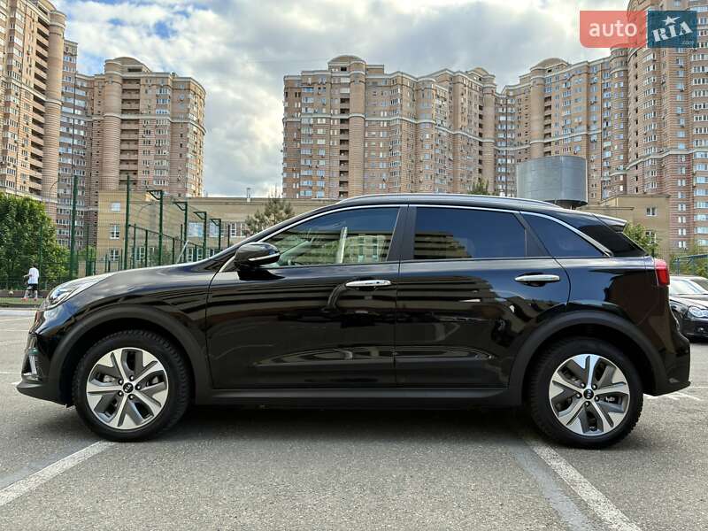 Внедорожник / Кроссовер Kia Niro 2020 в Киеве