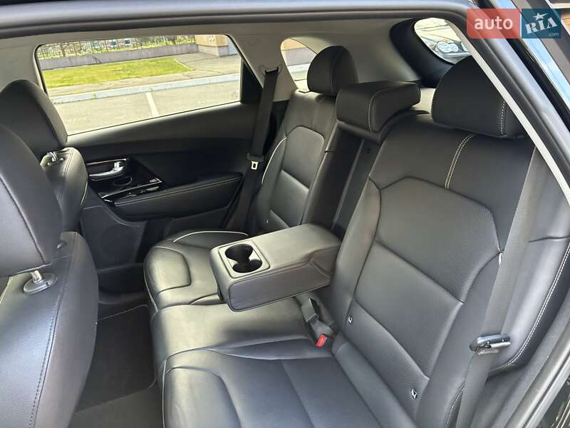 Внедорожник / Кроссовер Kia Niro 2020 в Киеве