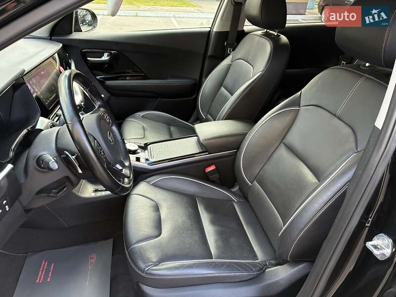 Внедорожник / Кроссовер Kia Niro 2020 в Киеве