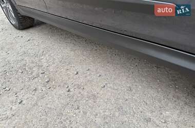 Позашляховик / Кросовер Kia Niro 2020 в 