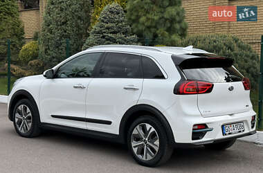 Позашляховик / Кросовер Kia Niro 2021 в 