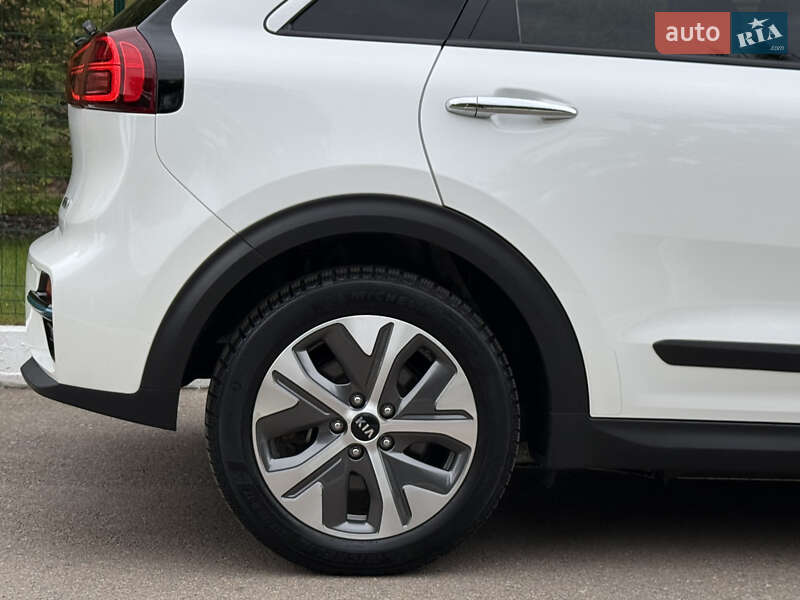 Внедорожник / Кроссовер Kia Niro 2021 в Ровно