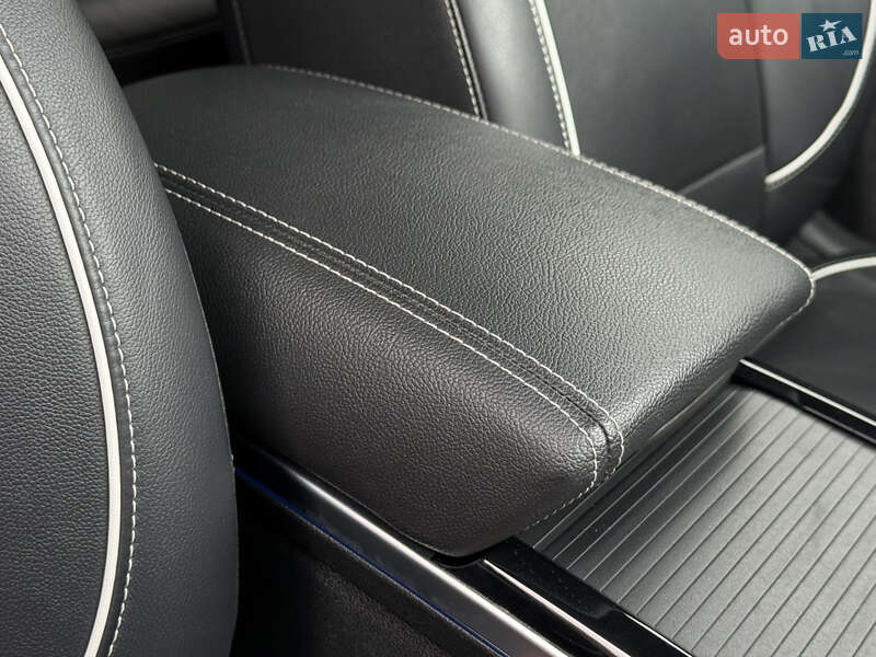 Внедорожник / Кроссовер Kia Niro 2021 в Ровно
