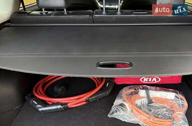 Позашляховик / Кросовер Kia Niro 2021 в 