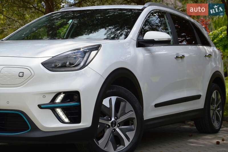 Внедорожник / Кроссовер Kia Niro 2021 в Дрогобыче