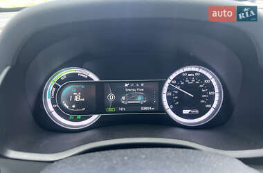 Позашляховик / Кросовер Kia Niro 2017 в Києві