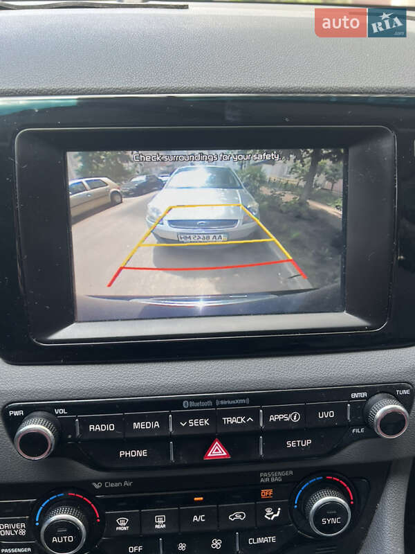 Внедорожник / Кроссовер Kia Niro 2017 в Киеве